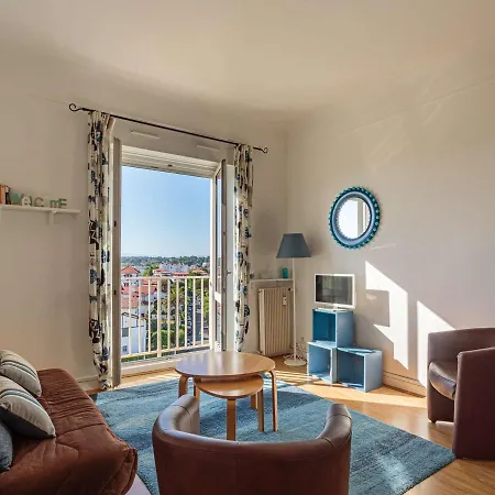 Appartement Biarritz, 1 Piece, 4 Personnes - Fr-1-3-561 *