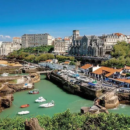 Appartement Biarritz, 1 pièce, 4 personnes - FR-1-3-561